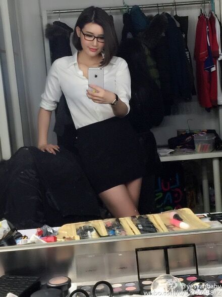 美女主播大表姐倾情推荐《上帝之手》 动感美图即将来袭！
