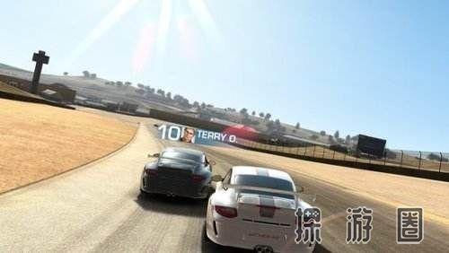《真实赛车RealRacing》