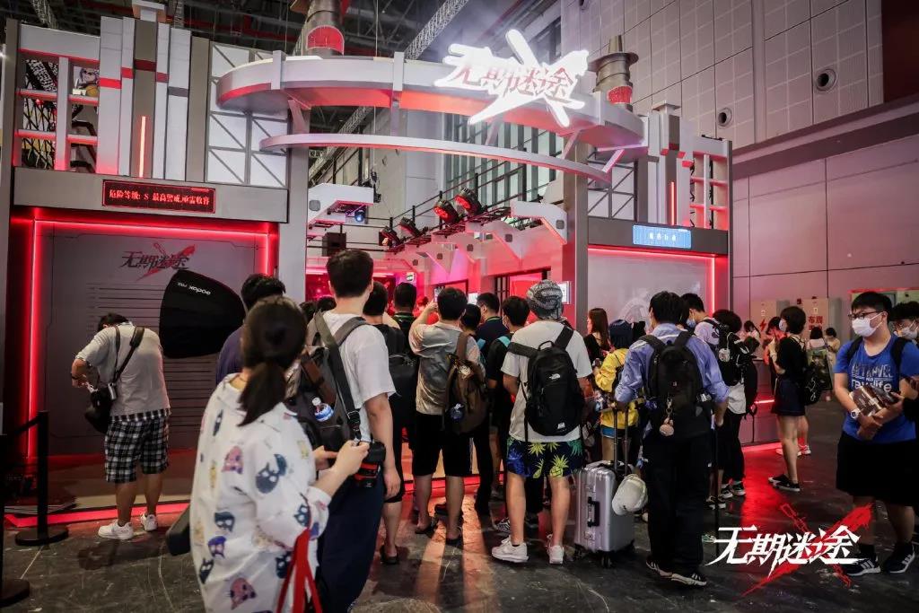 《无期迷途》妥妥的国产二次元游戏，硬核画风给你全新体验