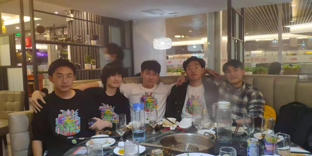 崭露头角的《Super Chicken》的创作者所面临的每个困境