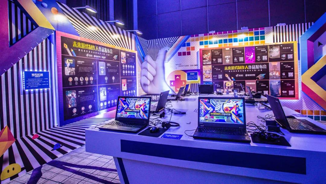 崭露头角的《Super Chicken》的创作者所面临的每个困境