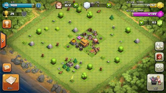 《部落冲突》绿色场景让人心旷神怡，手指点击屏幕操控全局