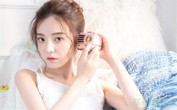 久久丫精品忘忧草产品资源种类非常齐全，网友：错过就没有了!